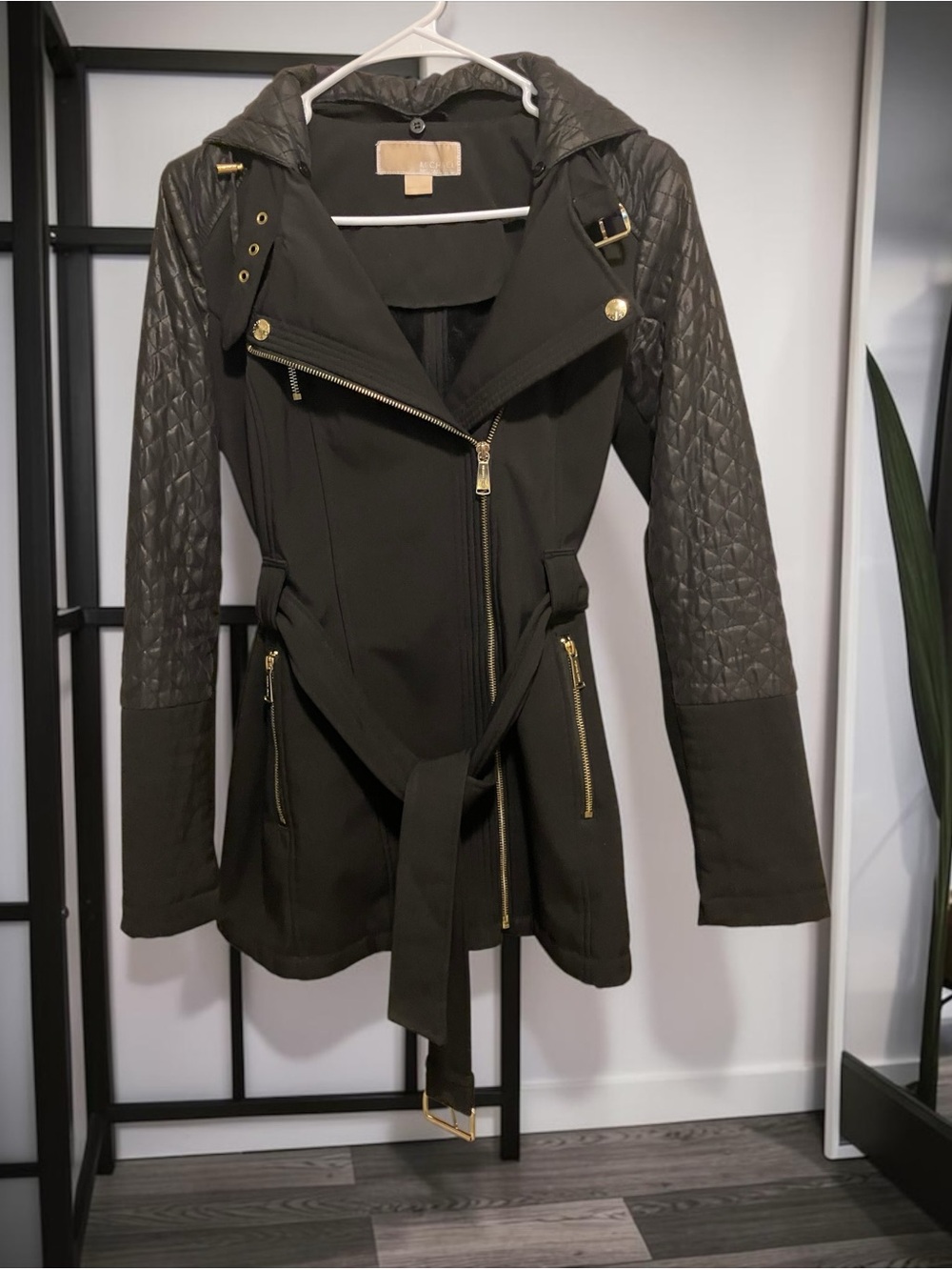 EXCELLENT CONDITION! MICHAEL KORS FLEECE LINED ASYMMETRIC BELTED MOTO JACKET